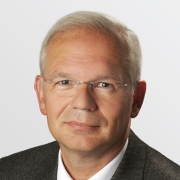 Prof. Dr. Jörg Schlüchtermann